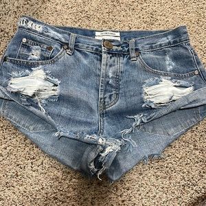 COPY - One teaspoon bandits size 24 fits like a 26